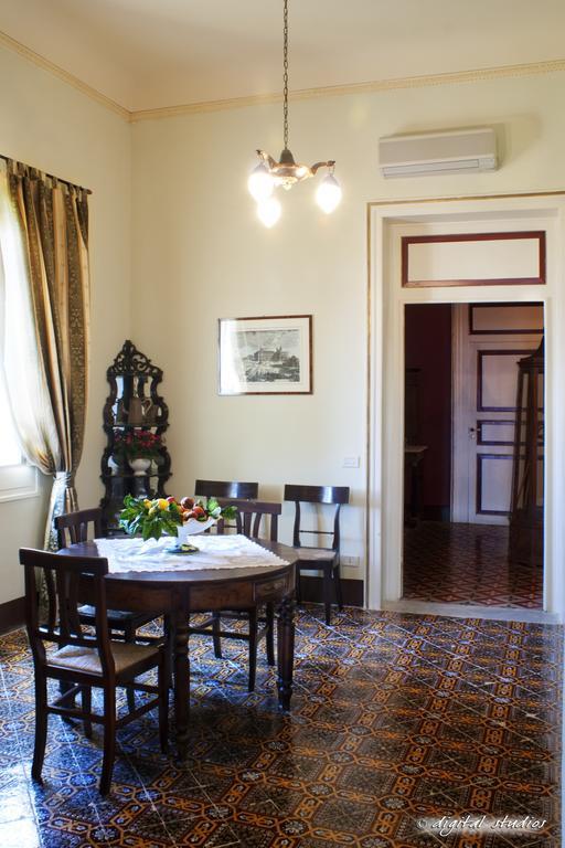 Villa Immacolatella B&B Paceco Exteriör bild